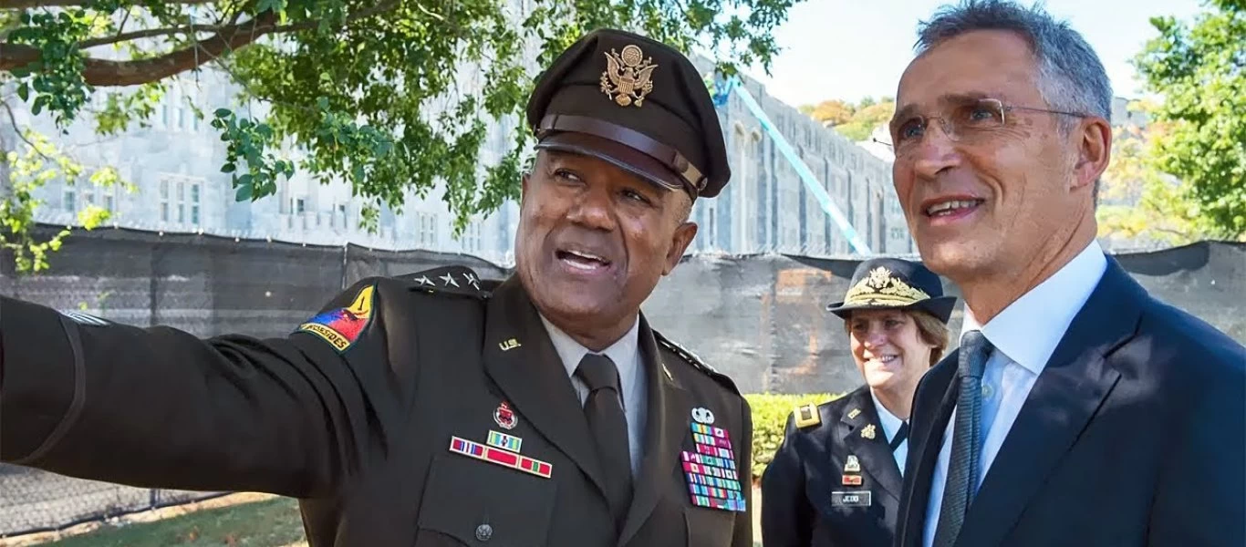 Γενς Στόλτενμπεργκ «Ανησυχώ για την ανάπτυξη ρωσικών δυνάμεων στα σύνορα με την Ουκρανία»